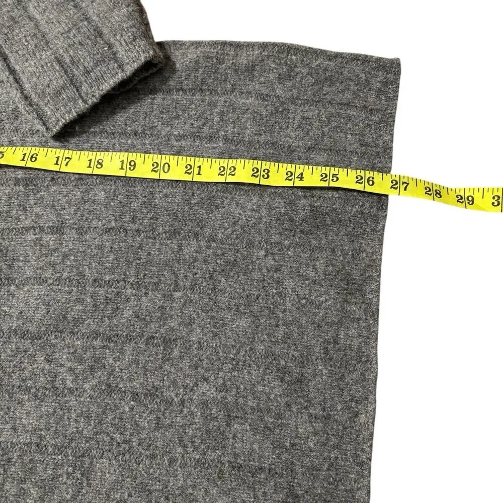 J Crew Sweater Men’s Large Gray 100% Wool V-Neck Long Sleeve Preppy Vintage 90s